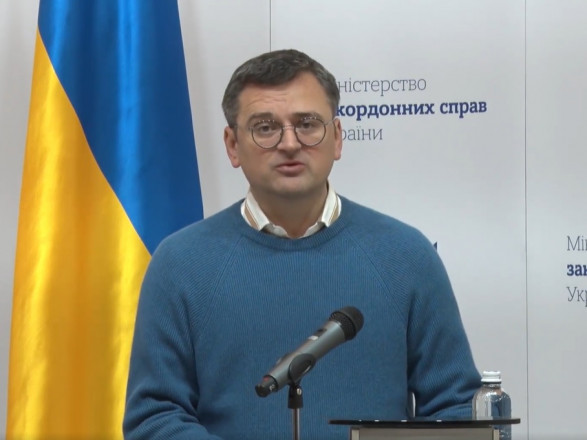МОК хочет поставить под белым флагом представителей армии убийц и насильников - Кулеба