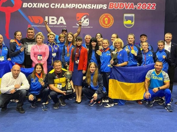 Сборная Украины стала второй на женском чемпионате по боксу в Европе Сборная Украины стала второй на женском чемпионате по боксу в Европе